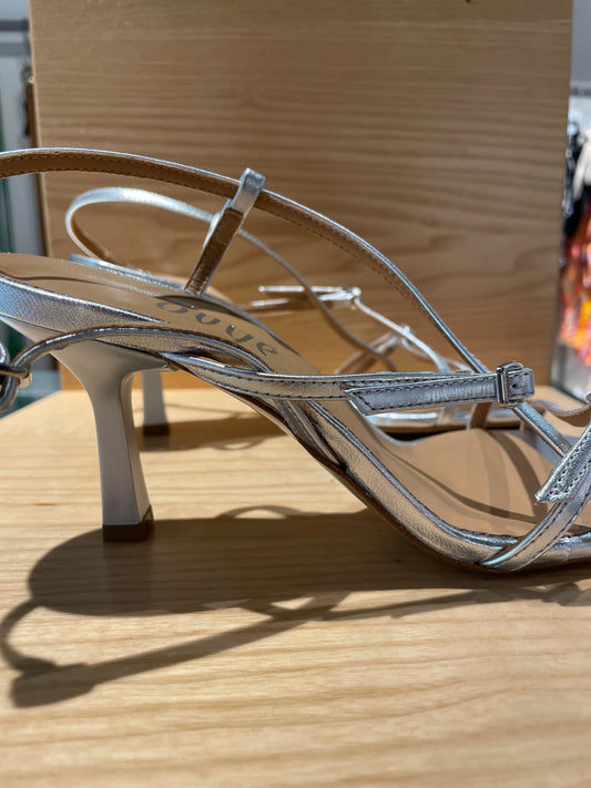 Sandalo fibbie Ovye’