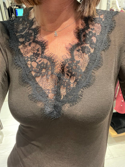 Maglia V profilo pizzo Susy Mix