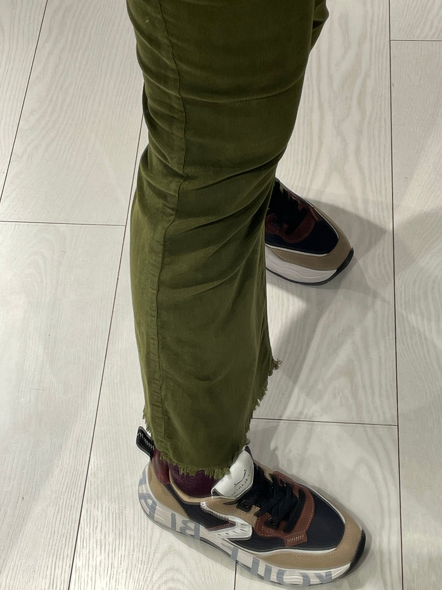 Pantalone flair velluto Dixie