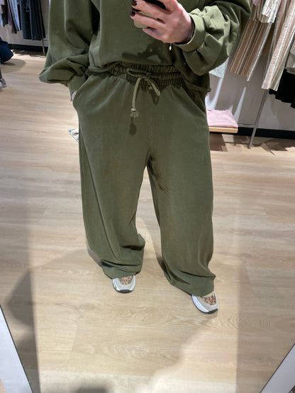 Pantalone tuta Have One